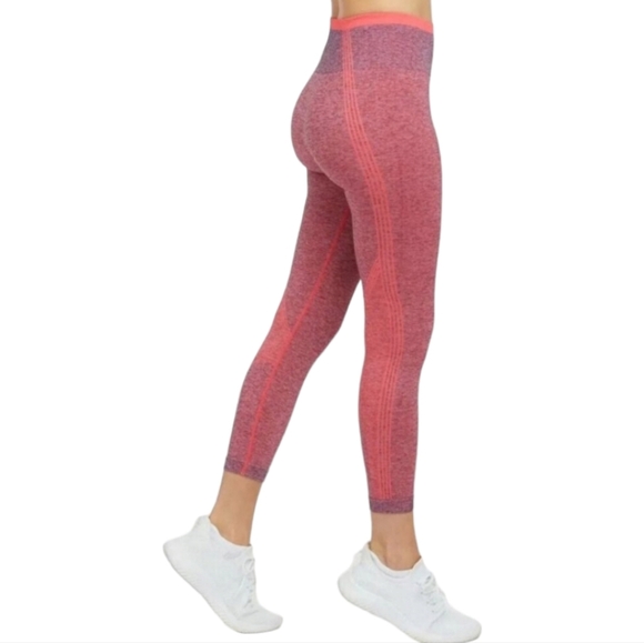 SPANX Pants - Spanx Spacedye Coral Punch Seamless Sculpt Leggings Size M